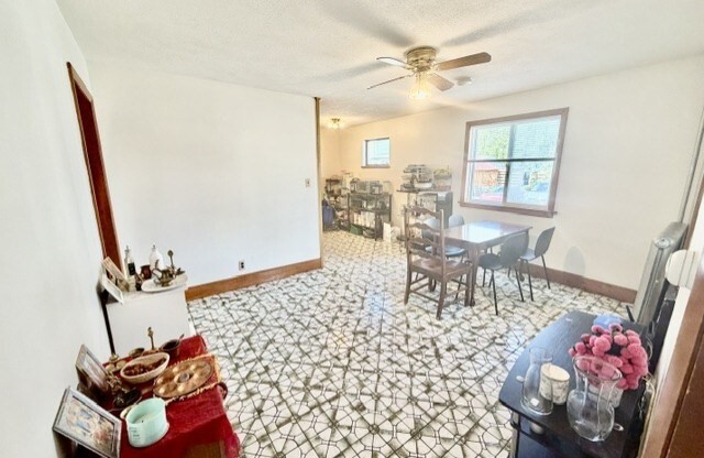3 beds, 2 baths, $3,000, Unit 1