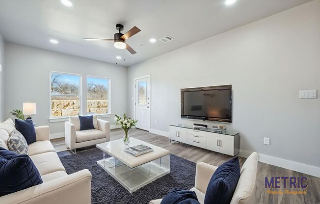 1 bed, 1 bath, 628 sqft, $899, Unit 133