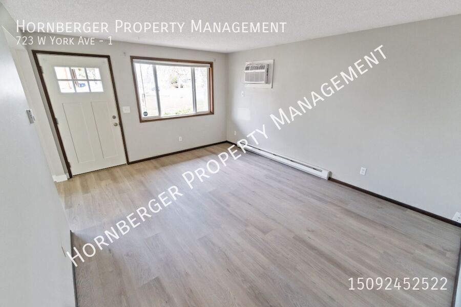 723 W YORK AVE