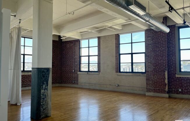 1 bed, 2 baths, 1,189 sqft, $3,950, Unit 504