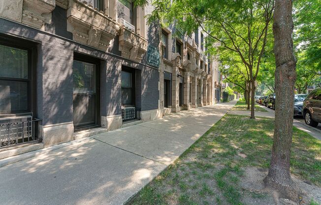 Studio, 1 bath, 201 sqft, $1,340, Unit 415