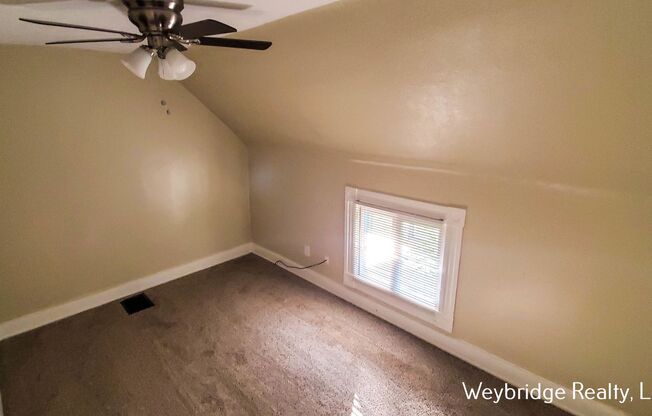 3 beds, 1 bath, $1,995