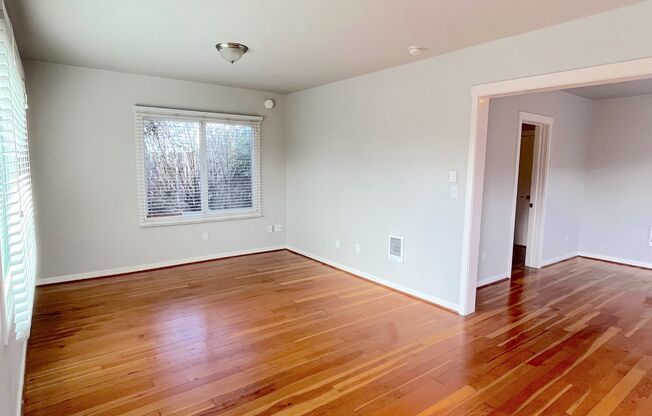 Hamilton Court - 1101
