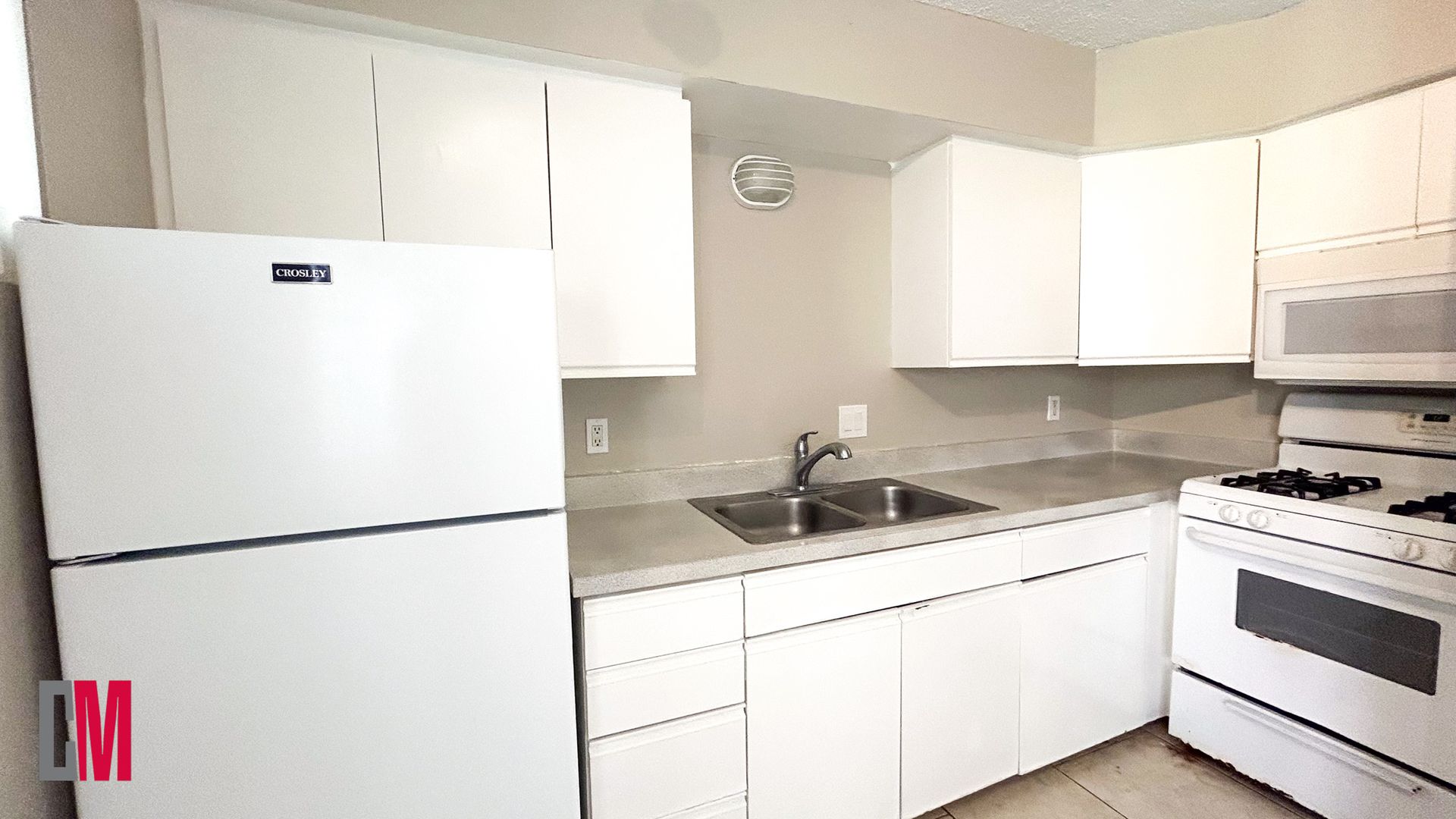 7447-7453.5 Herschel Avenue