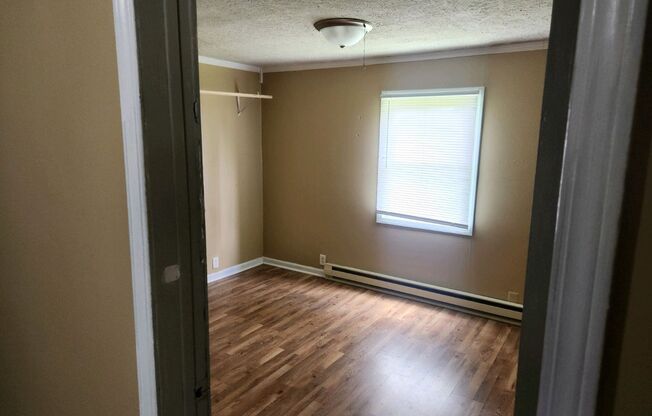 2 beds, 1 bath, 600 sqft, $800