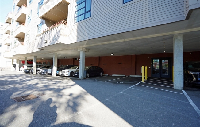 2 beds, 2 baths, 1,063 sqft, $4,000, Unit 303