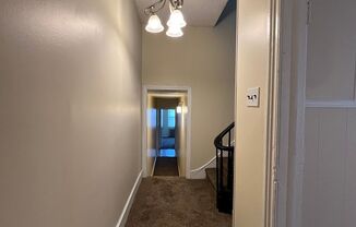 3 beds, 1 bath, $1,800, Unit 2