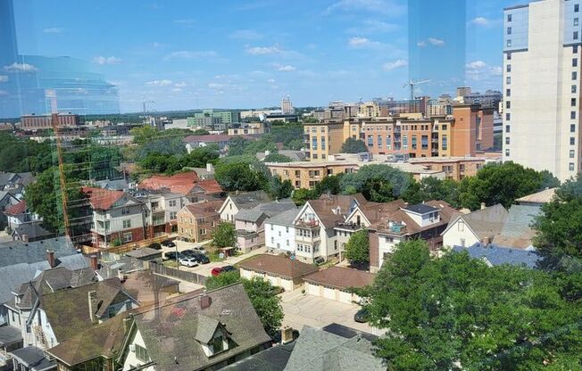 2 beds, 2 baths, 1,294 sqft, $3,675, Unit #510