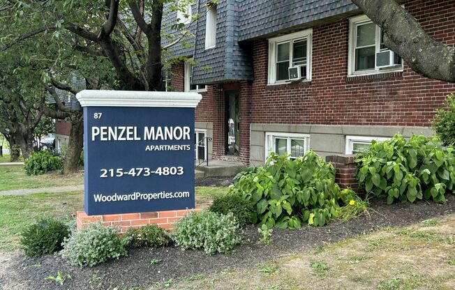 Penzel Manor Apartments