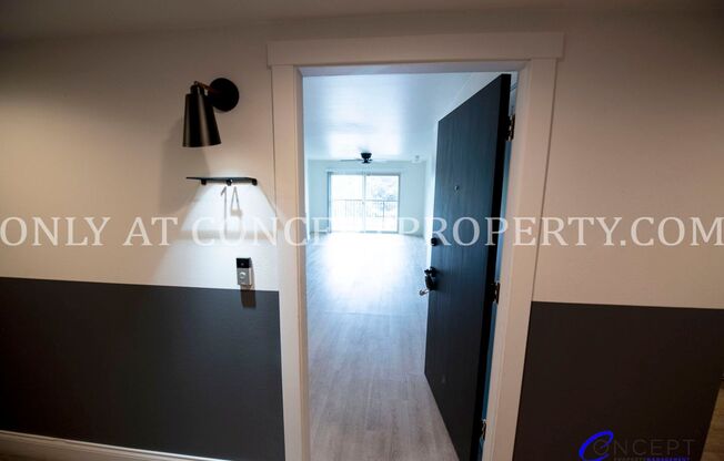 2 beds, 1 bath, 894 sqft, $1,699, Unit 08