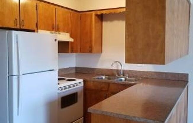 1 bed, 1 bath, 615 sqft, $1,200, Unit 19