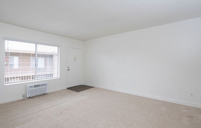 Trade Winds Apartments