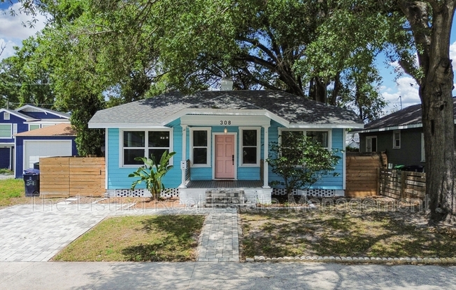 308 E HANNA AVE