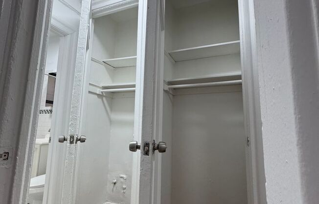 712 West 176 Realty LLC