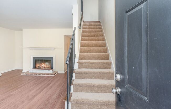 Desirable Brentwood Trace 2 Bedroom Townhouse Available!