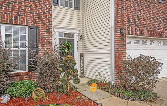 Comfort, Space & Convenience in Summerville