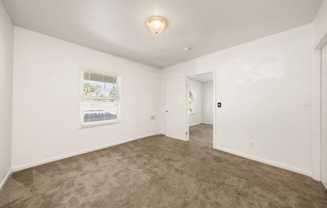 3 beds, 1 bath, 1,000 sqft, $1,750, Unit 3324 6th Ave