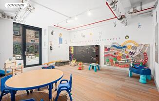 3 beds, 2 baths, $7,997, Unit 4D