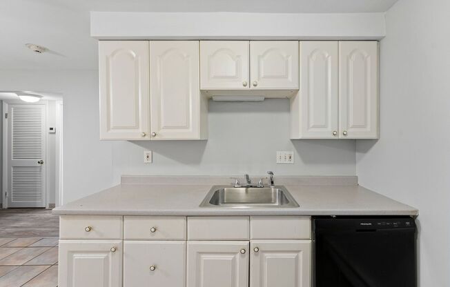 2 beds, 2 baths, 770 sqft, $1,950, Unit 264-03