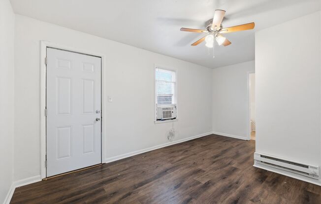 2 beds, 1 bath, 650 sqft, $950, Unit 1015 N Scott Avenue #10