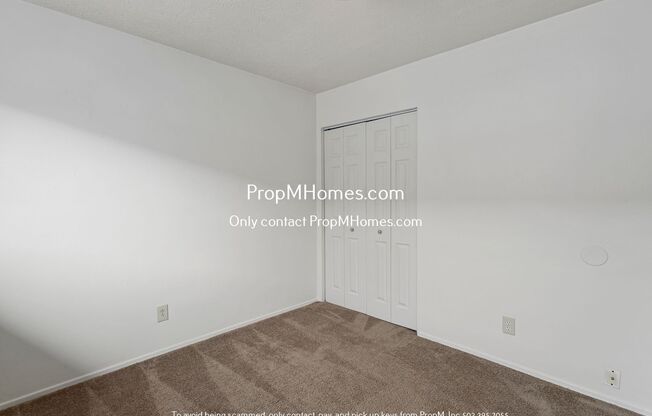 2 beds, 1 bath, $1,349, Unit 2203 NE 81st Avenue