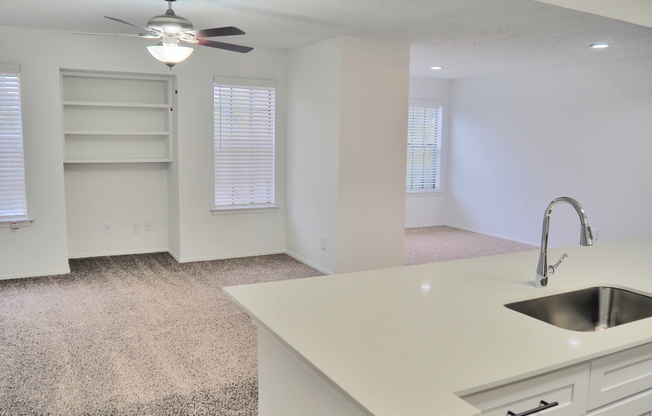 2 beds, 2 baths, 1,068 sqft, $1,760