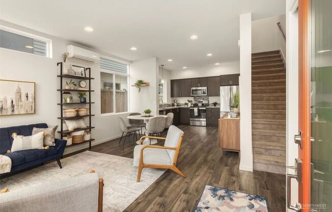 Welcome Home 3 bd 2.5 ba - Georgetown Townhome