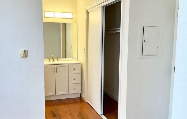527 3rd Street #202