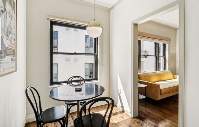 Studio, 1 bath, 513 sqft, $2,150, Unit 402