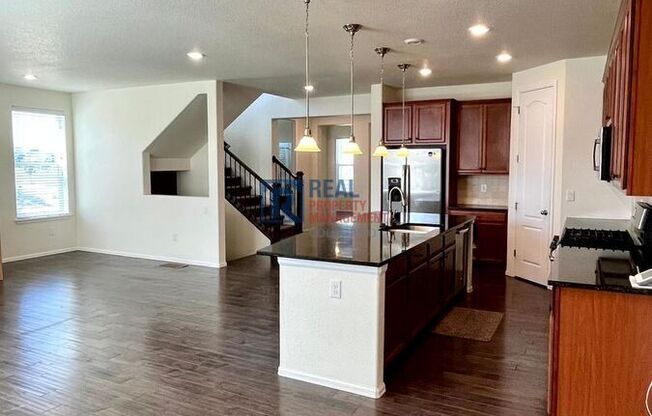 843 CARBONATE LN