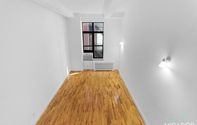 43 W 16 ST