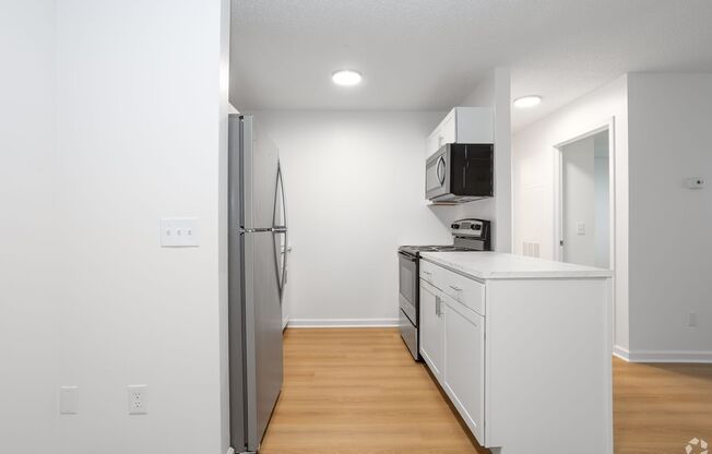 1 bed, 1 bath, 1,025 sqft, $1,025, Unit 991
