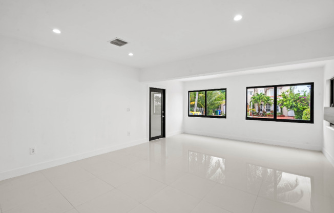 1687 SW 11 ST