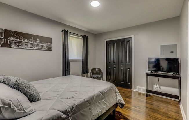 1 bed, 1 bath, $1,200, Unit 201