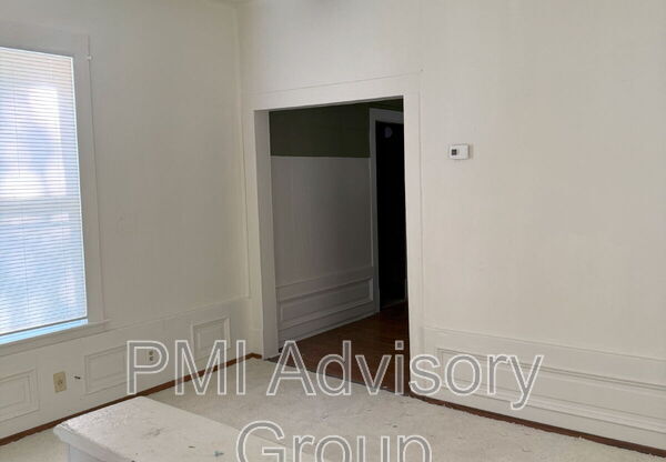 1018 SW 22 ST