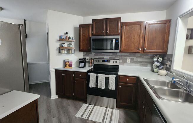 2 beds, 2 baths, $1,500