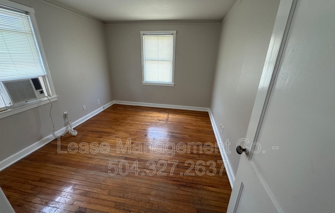 6209 PASTEUR BLVD