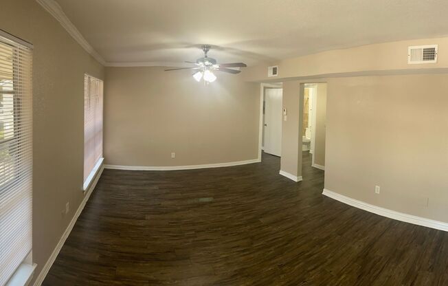 2 beds, 2 baths, 878 sqft, $1,430, Unit 2071