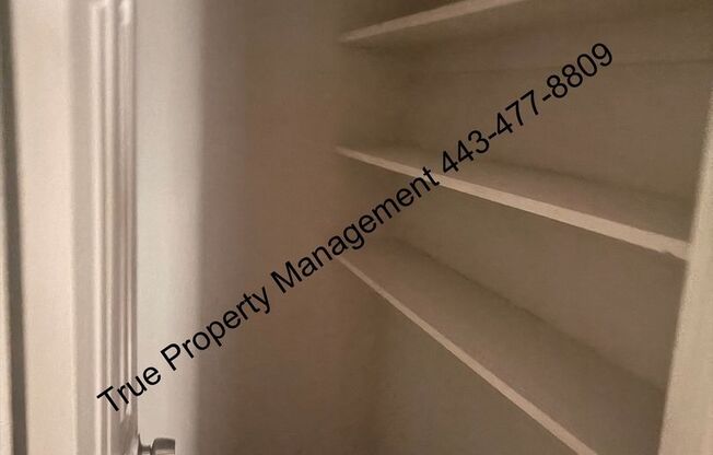 Spacious 3 Bedroom Home with Backyard & In-Unit Washer/Dryer