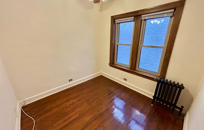 1 bed, 1 bath, 425 sqft, $1,865, Unit 233-220