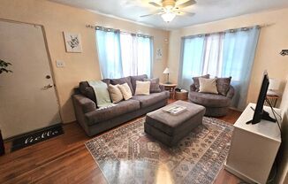 Super Cute, Fully Furnished! All Utilities Included (with WiFi)