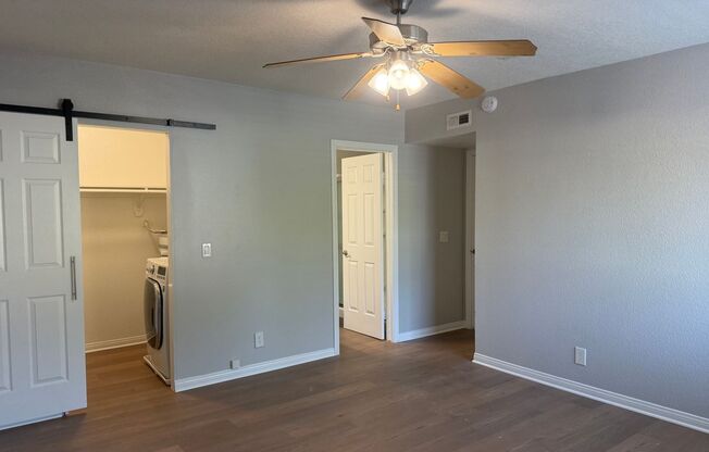 2 beds, 2 baths, 980 sqft, $3,155, Unit 819-34