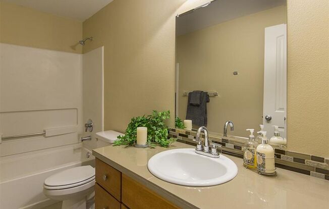 College Park Apartments