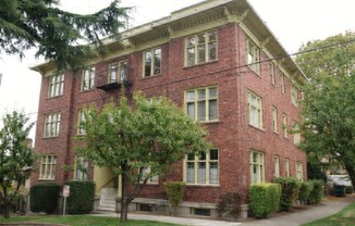 Clairingle Apartments