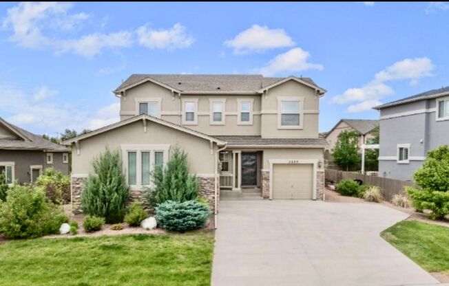 Spacious & Stylish 5-Bedroom Home in Wolf Ranch
