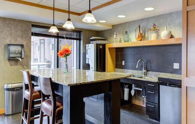 5 Central Apartments in Osseo, MN