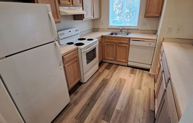 2 Bed/2 Bath Apartment in NE Bend - Worthington Court