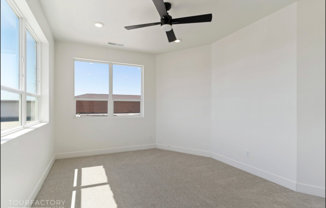 1 bed, 1 bath, $1,200, Unit 111