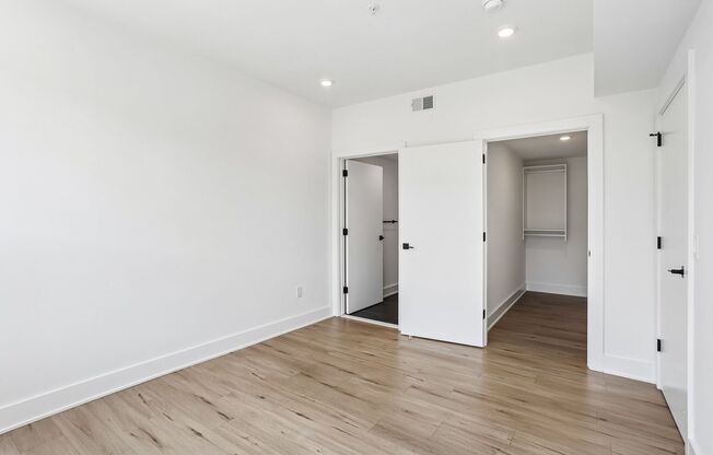 2 beds, 2 baths, 1,000 sqft, $1,950, Unit 303
