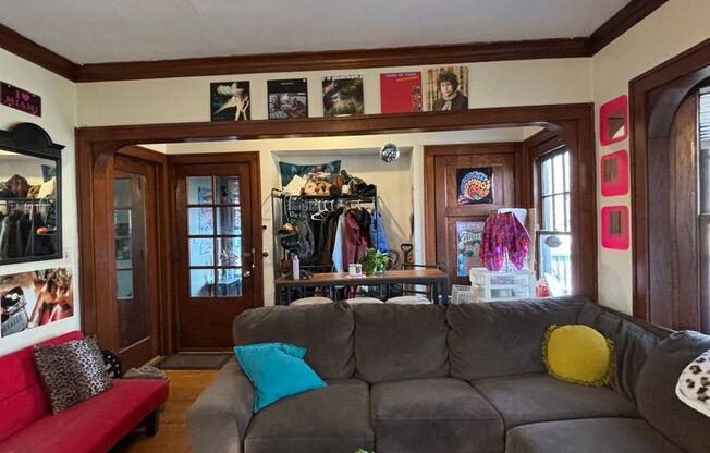 2935-37 N. Downer Ave.